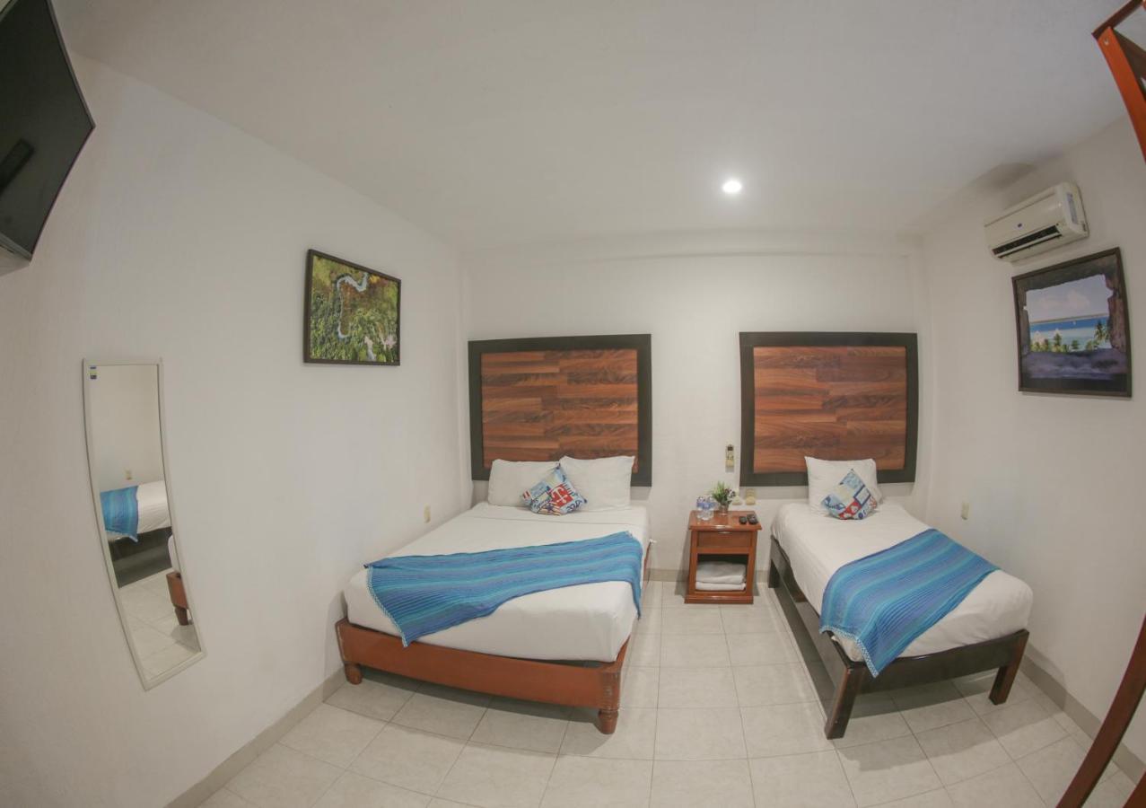 Seven Blue House Village & Lodge Bacalar Esterno foto